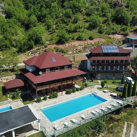 Hotel & Camping Etno Selo Vrelo Berane Exterior foto