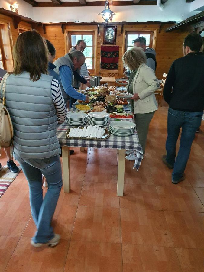 Gasthaus Etno Selo Vrelo & Camping Berane Exterior foto