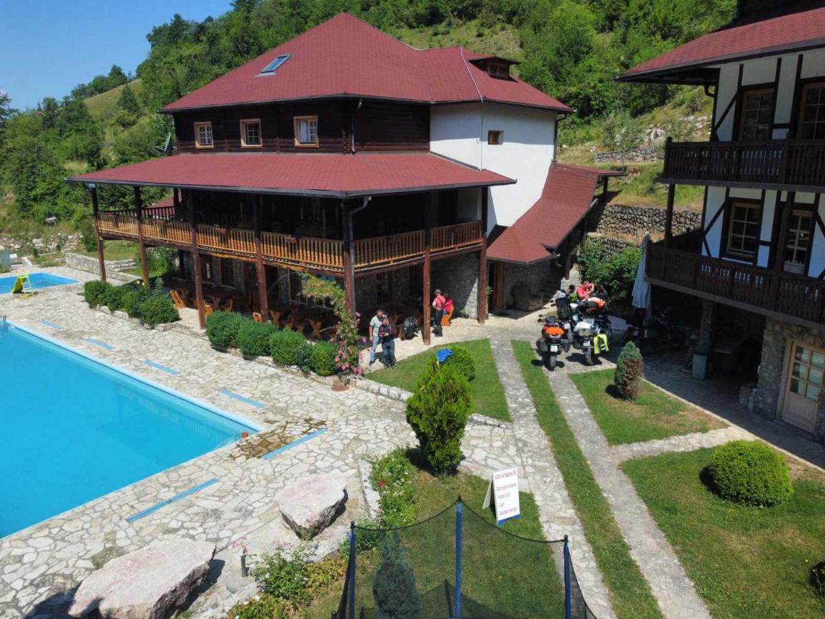 Hotel & Camping Etno Selo Vrelo Berane Exterior foto