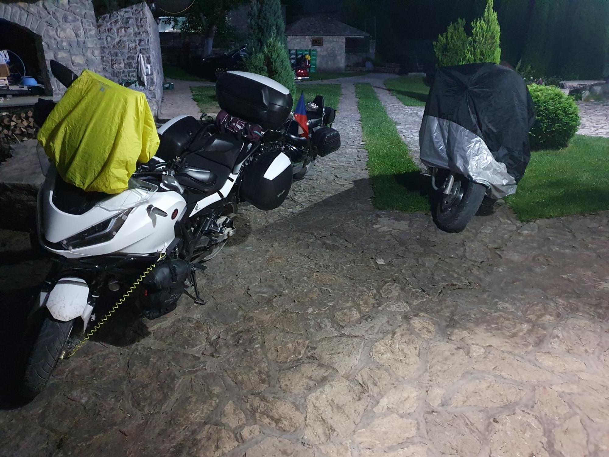 Gasthaus Etno Selo Vrelo & Camping Berane Exterior foto