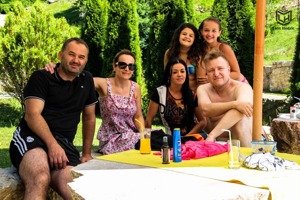 Gasthaus Etno Selo Vrelo & Camping Berane Exterior foto